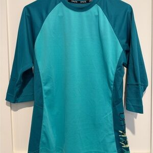 Dakine women’s mountain bike jersey